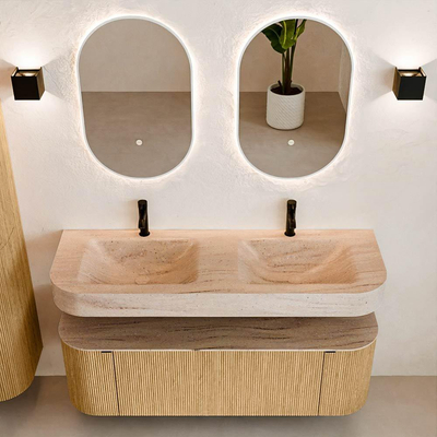 MONDIAZ THOR-DLUX 140cm badmeubel ronding links + rechts kleur Oak met 1 lade en 2 deuren. Vrijhangende wastafel CLOUD Dubbel 2 kraangaten kleur Saba.