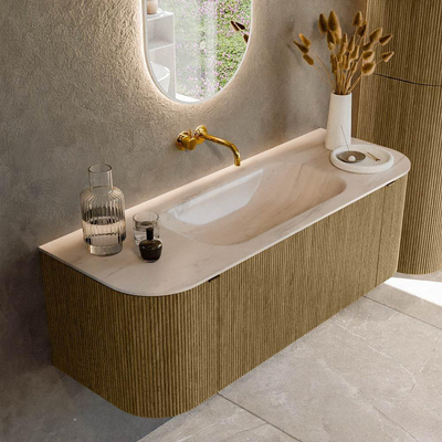 MONDIAZ KURVE-DLUX Meuble de salle de bains 130 cm arrondi gauche + droite couleur Dusk avec 1 tiroir et 2 portes. Lavabo BIG SMALL Central sans trou de robinet Meli.