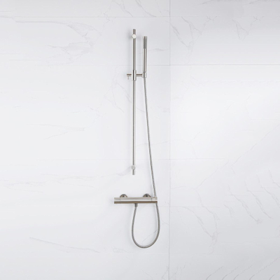 FugaFlow Eccelente Sobrado Ensemble de douche barre curseur avec douchette stick, flexible en métal et robinet de douche Inox brossé PVD