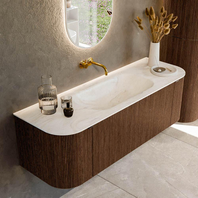 MONDIAZ KURVE-DLUX 140cm badmeubel met module 25 Len R kleur Walnut met 1 lade en 2 deuren. Wastafel BIG SMALL midden zonder kraangat kleur Ostra.