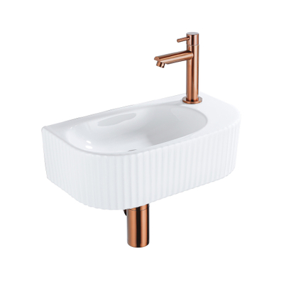 Fugaflow Efficiente Pietra Fonteinset - 40x21.5x12cm - rechts - geribbeld - halfrond - 1 kraangat - keramiek - fonteinkraan geborsteld koper - afvoerplug - verlaagd sifon - wit glans