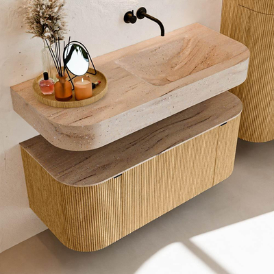 MONDIAZ THOR-DLUX 110cm badmeubel ronding links + rechts kleur Oak met 1 lade en 2 deuren. Vrijhangende wastafel CLOUD Rechts zonder kraangat kleur Saba.