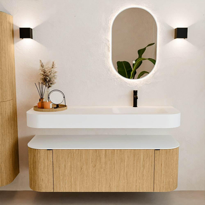MONDIAZ THOR 140cm meuble de salle de bains arrondi gauche + droite couleur Oak avec 1 tiroir et 2 portes. Vasque suspendue CLOUD Droite 1 trou de robinet couleur Talc.