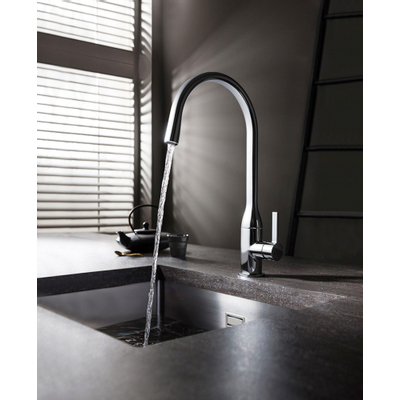 Crosswater Svelte eengreeps keukenkraan met draaibare uitloop chroom SHOWROOMMODEL