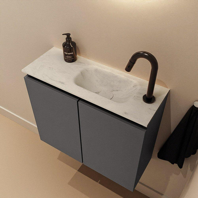 MONDIAZ TURE-DLUX 60cm toiletmeubel Dark Grey. EDEN wastafel Opalo positie rechts. Met 1 kraangat.