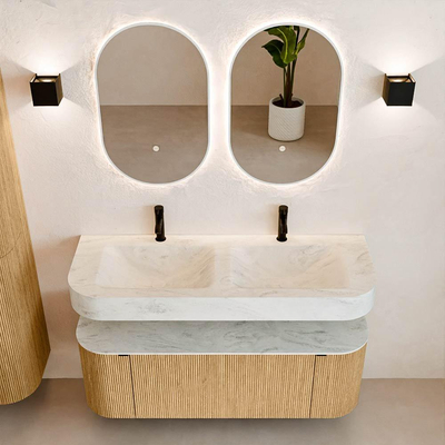 MONDIAZ THOR-DLUX 130cm badmeubel ronding links + rechts kleur Oak met 1 lade en 2 deuren. Vrijhangende wastafel CLOUD Dubbel 2 kraangaten kleur Opalo.