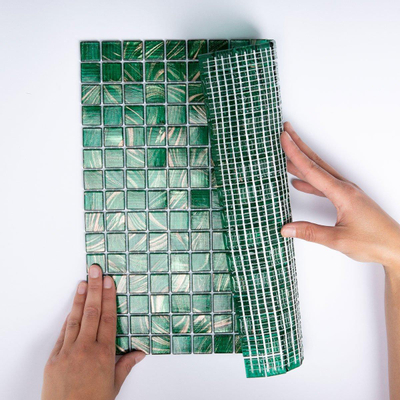 The Mosaic Factory Amsterdam mozaïektegel - 32.2x32.2cm - wand en vloertegel - Vierkant - Glas Medium Green glans
