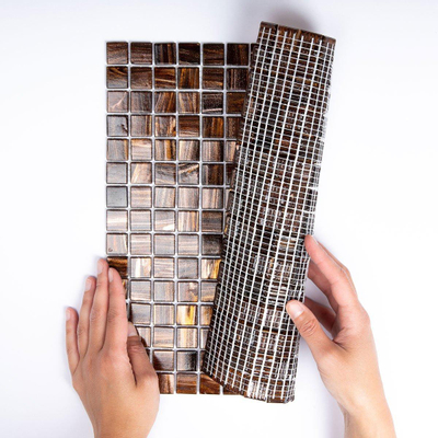 La Mosaic Factory Amsterdam carreau mosaïque - 32,2x32,2cm - carrelage mural et de sol - Carré - Verre Marron brillant