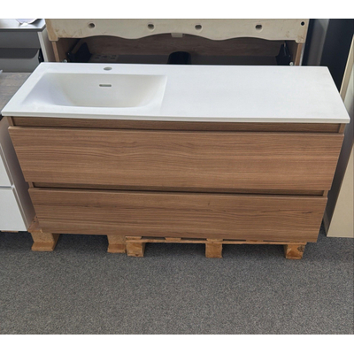 Saniclass Chaci Badkameronderkast - 120cm - met brauer glacier wastafel asymetrisch mat wit 2 lades - greeploos - warm eiken - OUTLET UDEN