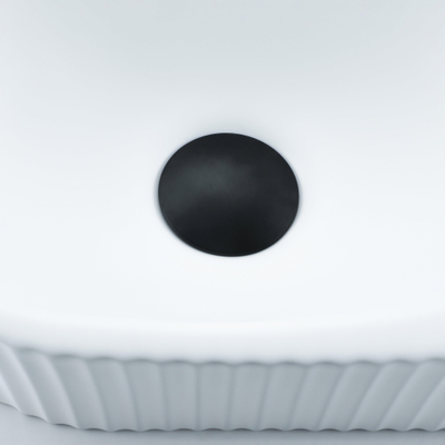 QeramiQ Fuente Ensemble de Lavabo - 40x21.5x12cm - droite - strié - demi-rond - 1 trou de robinet - céramique - ensemble de robinet noir mat - bouchon de vidange - siphon abaissé - blanc mat