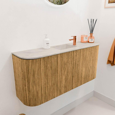 Mondiaz JOYA-DLUX 93.2cm toiletmeubel - ronding links en rechts kleur Oak - Wastafel FAYE positie Midden 1 kraangat kleur Ostra.