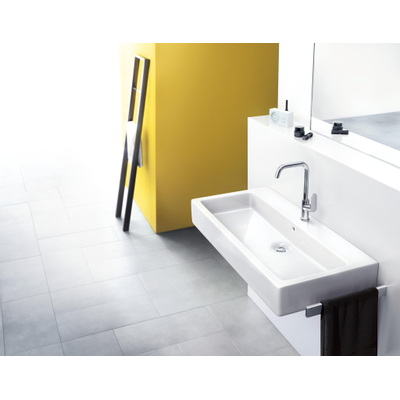 Hansgrohe Focus E2 wastafelkraan - met hoge - draaibare uitloop - inclusief ComfortZone - 240 - hoogglans chroom