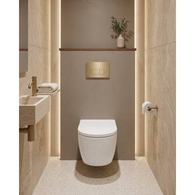 QeramiQ Dely Toiletset - 36.3x51.7cm - diepspoel - rimless - Geberit UP320 inbouwreservoir - met Burda frame - softclose toilet zitting 35 mm - geborsteld messing bedieningsplaat - rechthoekige knoppen - wit glans