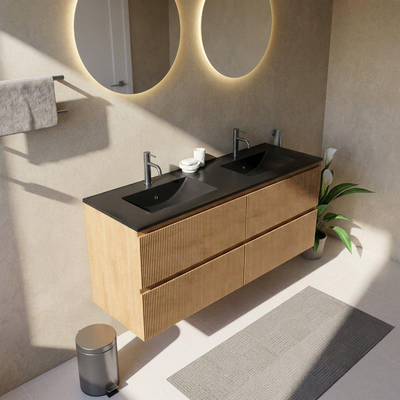 Saniclass Holz Atelier Ensemble de meubles de salle de bains - 140x45x62cm - Lavabo Vygo en céramique noir - 2 vasques - 2 trous de robinet - 4 tiroirs - chêne natural mat (bois)