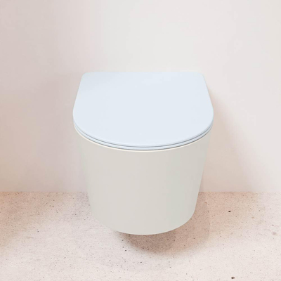 Mondiaz LAVIE hangtoilet – spoelrandloos – 36 x 53 cm – met softclose zitting – Linen (offwhite), zitting Clay (lichtblauw/grijs)