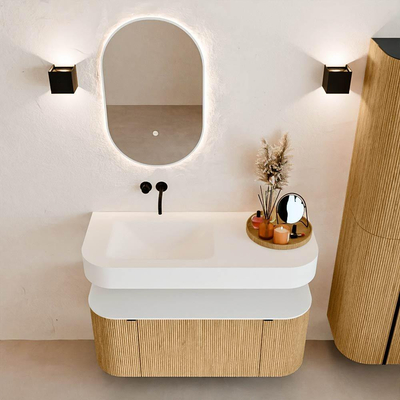 MONDIAZ THOR 110cm badmeubel ronding links + rechts kleur Oak met 1 lade en 2 deuren. Vrijhangende wastafel CLOUD Links zonder kraangat kleur Talc.