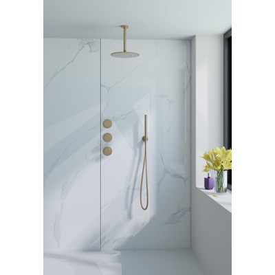 Fortifura Nebbio Regendoucheset - inbouwkraan - inbouwdeel - wandaansluitbocht - doucheslang glad - staafhanddouche - 20cm plafondarm - ronde hoofddouche - geborsteld messing PVD (goud)
