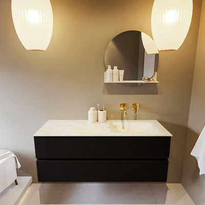 Mondiaz VICA-DLUX ensemble de meuble de salle de bain - 130cm - meuble sous-vasque urban - 2 tiroirs - lavabo encastré cloud droite - sans trous de robinet - version haute de 60cm - opalo