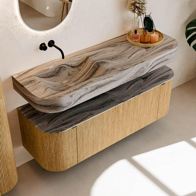 MONDIAZ THOR-DLUX 140cm badmeubel ronding links + rechts kleur Oak met 1 lade en 2 deuren. Vrijhangende wastafel CLOUD Links zonder kraangat kleur Sombra.