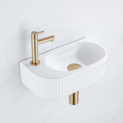 QeramiQ Fuente fonteinset – 40x21.5x12 cm – keramiek wit glans – kraangat links – geribbeld