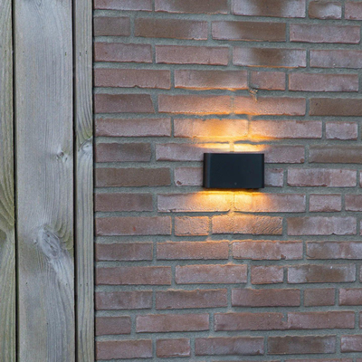 QAZQA Batt wandlamp - 17.5x9x3cm - incl. LED - IP65 - mat zwart