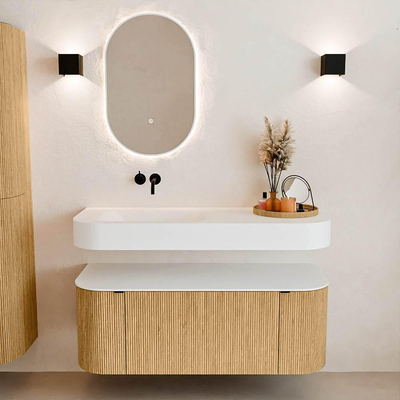 MONDIAZ THOR 120cm badmeubel ronding links + rechts kleur Oak met 1 lade en 2 deuren. Vrijhangende wastafel CLOUD Links zonder kraangat kleur Talc.