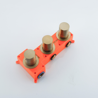 Fortifura Nebbio Robinet thermostatique encastré - 2 voies - extensible à 3 ou 4 voies - laiton brossé PVD (or)