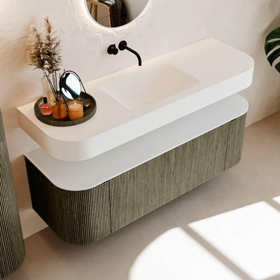 MONDIAZ THOR Meuble de salle de bains 140cm arrondi gauche + droite couleur Shadow avec 1 tiroir et 2 portes. Vasque suspendue CLOUD Milieu sans trou de robinet couleur Talc.