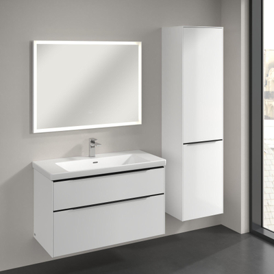Villeroy & Boch Subway 3.0 Armoire colonne - 45x35x170cm - 1 porte pivotante à fermeture douce - poignée volcano Black - panneau de particules - blanc brillant