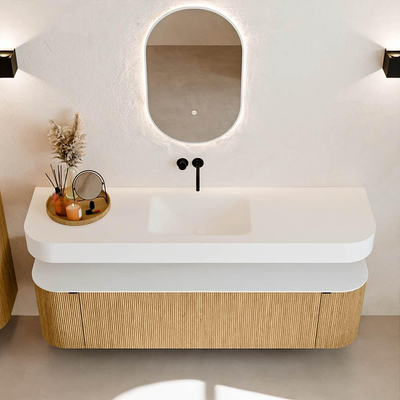 MONDIAZ THOR 170cm badmeubel ronding links + rechts kleur Oak met 1 lade en 2 deuren. Vrijhangende wastafel CLOUD Midden zonder kraangat kleur Talc.