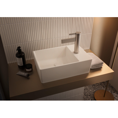 Villeroy & Boch memento 2.0 fontein onderzijde - geslepen - 40x26cm - zonder overloop - 1 kraangat CeramicPlus - White Alpine (glans wit)