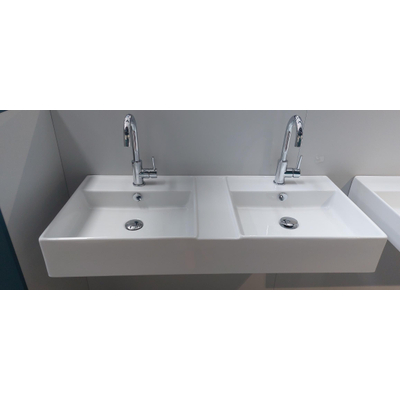 Royal plaza Legato dubbele wastafel 106x46cm2x kraangat wit met 2x wastafelkraan en afvoerplug chroom SHOWROOMMODEL