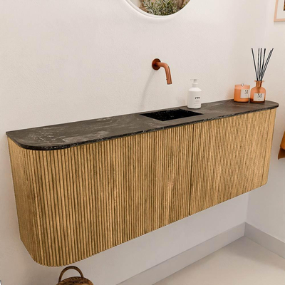 Mondiaz JOYA-DLUX 123.2cm toiletmeubel - ronding links en rechts kleur Oak - Wastafel FAYE positie Midden Zonder kraangat kleur Lava.