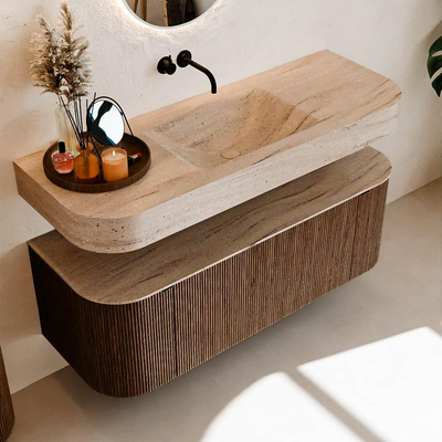 MONDIAZ THOR-DLUX 130cm badmeubel ronding links + rechts kleur Walnut met 1 lade en 2 deuren. Vrijhangende wastafel CLOUD Midden zonder kraangat kleur Saba.