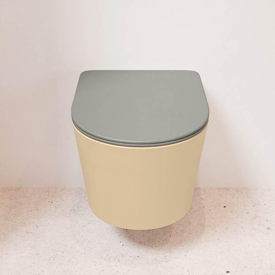 Mondiaz LAVIE hangtoilet – spoelrandloos – 36 x 53 cm – met softclose zitting – Sand (beige), zitting Smoke (lichtbruin)