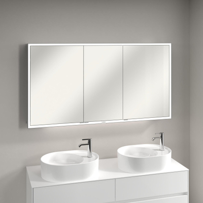 Villeroy & Boch My View Now spiegelkast - met 3 deuren - met led verlichting en wastafelverlichting - 140x75x16.8cm - met in/uit schakelaar - Aluminium (zilver)
