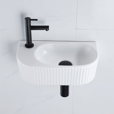 QeramiQ Fuente Ensemble de lavabo - 40x21.5x12cm - gauche - nervuré - demi-rond - 1 trou de robinet - céramique - robinet de lavabo noir mat - bonde - siphon abaissé - blanc mat