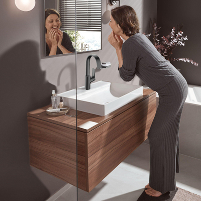 Hansgrohe VIVENIS Wastafelmengkraan - 21cm - eengreeps - draaibare uitloop - trekwaste - zwart chroom