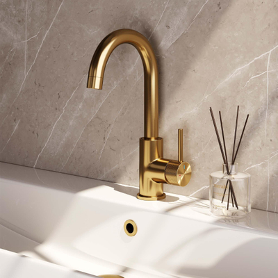 Brauer Gold carving Mitigeur de lavabo sur plage - haut - pivotant - bec rond - modèle a - PVD - or brossé