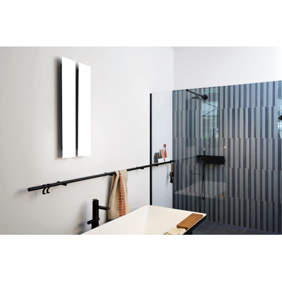Instamat Voletti elektrische radiator - 18x80cm - 110watt - met korte bevestiging (7cm) - staal wit