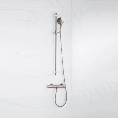 FugaFlow Eccelente Sobrado Ensemble de douche barre curseur avec douchette ronde, flexible en métal et robinet de douche Inox brossé PVD