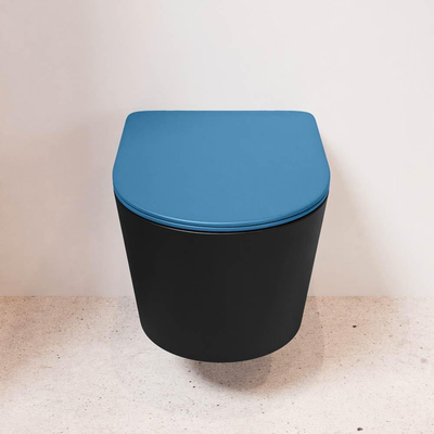 Mondiaz LAVIE hangtoilet – spoelrandloos – 36 x 53 cm – met softclose zitting – Urban (zwart), zitting Jeans (blauw)
