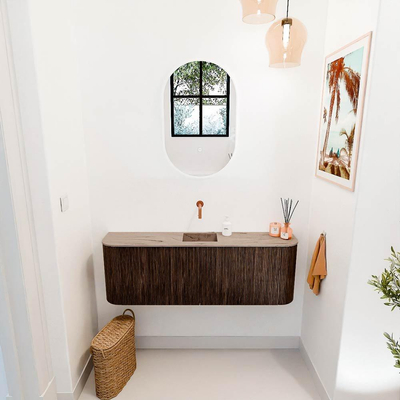 Mondiaz JOYA-DLUX 123.2cm toiletmeubel - ronding links en rechts kleur Walnut - Wastafel FAYE positie Midden Zonder kraangat kleur Arena.