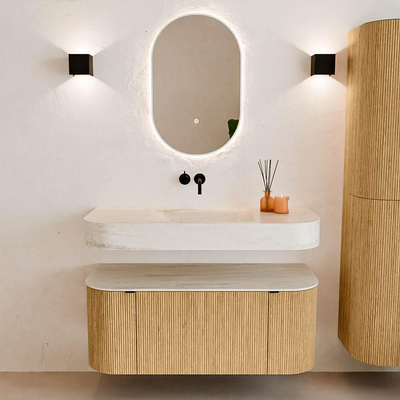 MONDIAZ THOR-DLUX 110cm badmeubel ronding links + rechts kleur Oak met 1 lade en 2 deuren. Vrijhangende wastafel CLOUD Midden zonder kraangat kleur Meli.