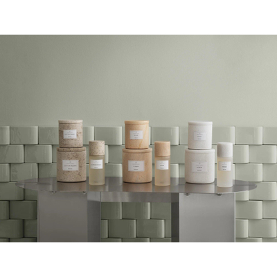 Blomus FRABLI Bougie parfumée - travertin - L - Indian Tan