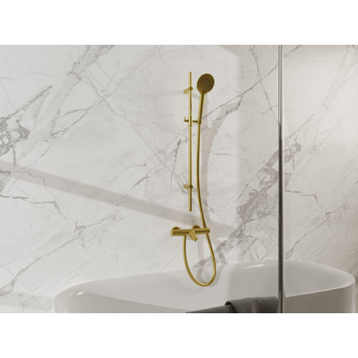 Fortifura Calvi Badkraan - met glijstangset - ronde handdouche - gladde doucheslang - geborsteld messing PVD (Goud)