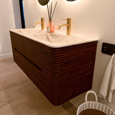 Mondiaz CIRO-DLUX Badkamermeubelset - 130x45x50cm - Solid surface wastafel Frappe - 2 wasbak Dubbel - 2 kraangaten - 4 lades - Ruby