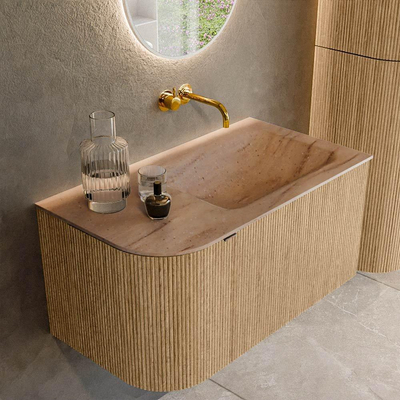 MONDIAZ KURVE-DLUX Meuble de salle de bains 85cm arrondi à gauche couleur Oak avec 1 tiroir et 1 porte. Plan-vasque CLOUD à droite sans trou de robinet Saba.