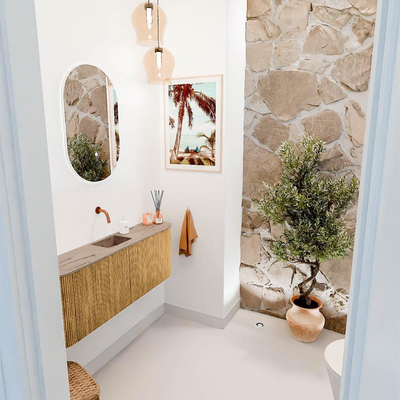 Mondiaz JOYA-DLUX 113.2cm toiletmeubel - ronding links en rechts kleur Oak - Wastafel FAYE positie Midden Zonder kraangat kleur Arena.