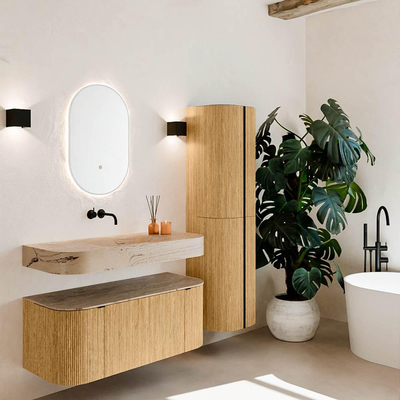 MONDIAZ THOR-DLUX 110cm badmeubel ronding links + rechts kleur Oak met 1 lade en 2 deuren. Vrijhangende wastafel CLOUD Midden zonder kraangat kleur Arena.